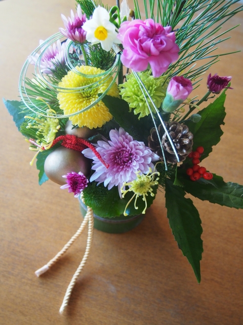 正月花はいつから飾る 飾り方や花の種類による意味をご紹介 虹色日和
